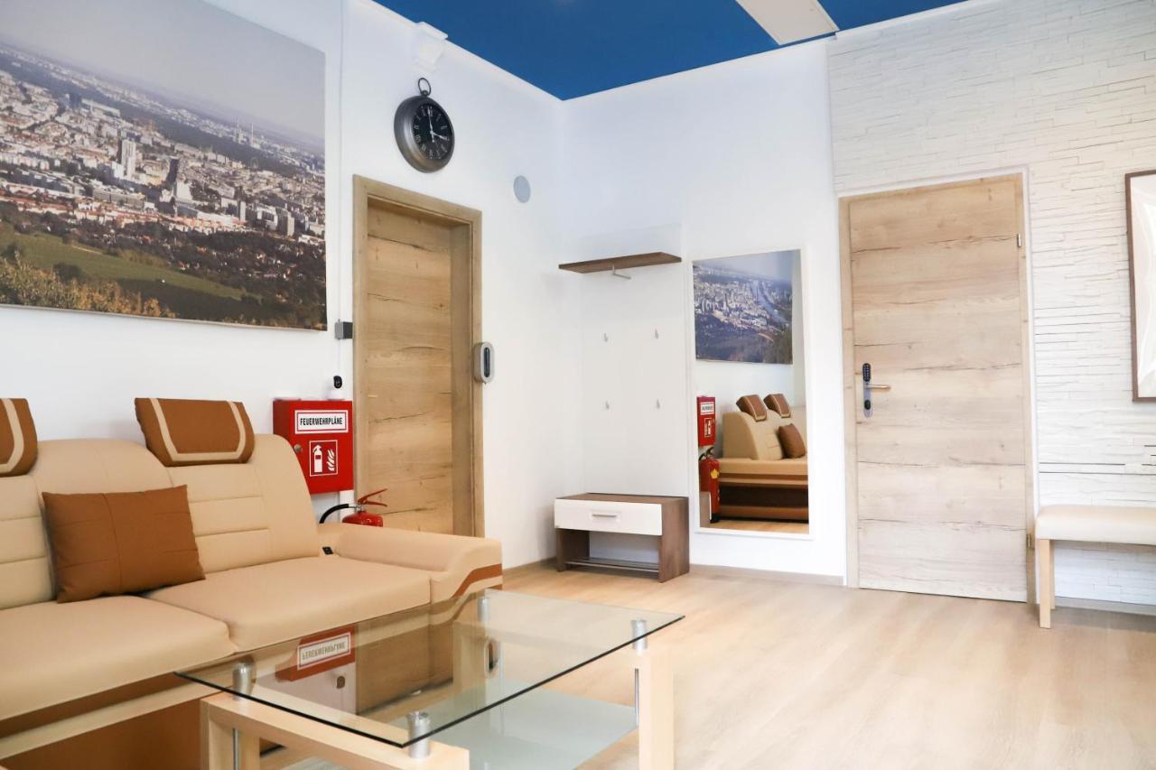 «Go West» Guest Rooms Wiedeń Zewnętrze zdjęcie