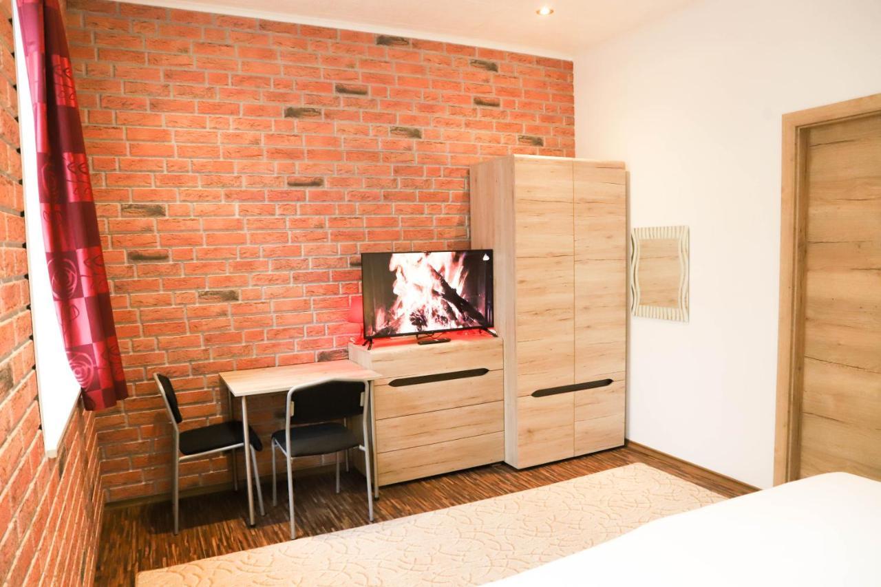 «Go West» Guest Rooms Wiedeń Zewnętrze zdjęcie