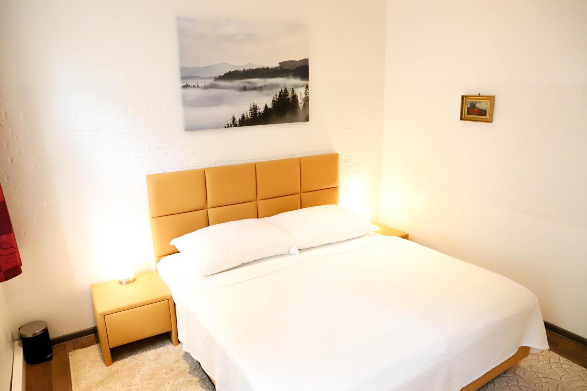 «Go West» Guest Rooms Wiedeń Zewnętrze zdjęcie